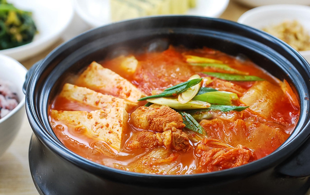 pork kimchi stew mealkit 3